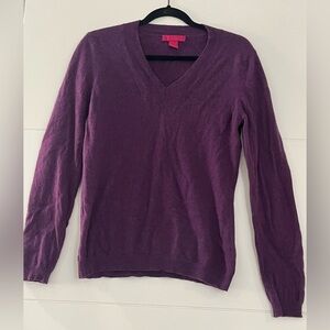 Cashmere Cache 100% 2-Ply Cashmere V-Neck Women’s Purple Sweater, Sz. M